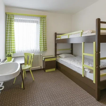 Ridehouse Nocleg ze śniadaniem